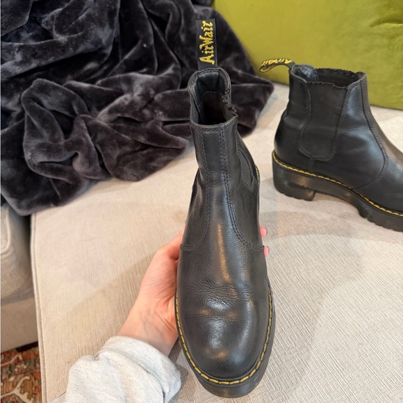 ROMETTY WYOMING LEATHER PLATFORM CHELSEA BOOTS - Picture 11 of 12